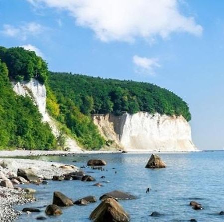 Ferienwohnung In Sassnitz Ruegen Naehe Weltnaturerbe Kreidekueste Zewnętrze zdjęcie